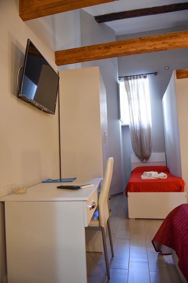 Bed and Breakfast Famigi Neapol Zewnętrze zdjęcie