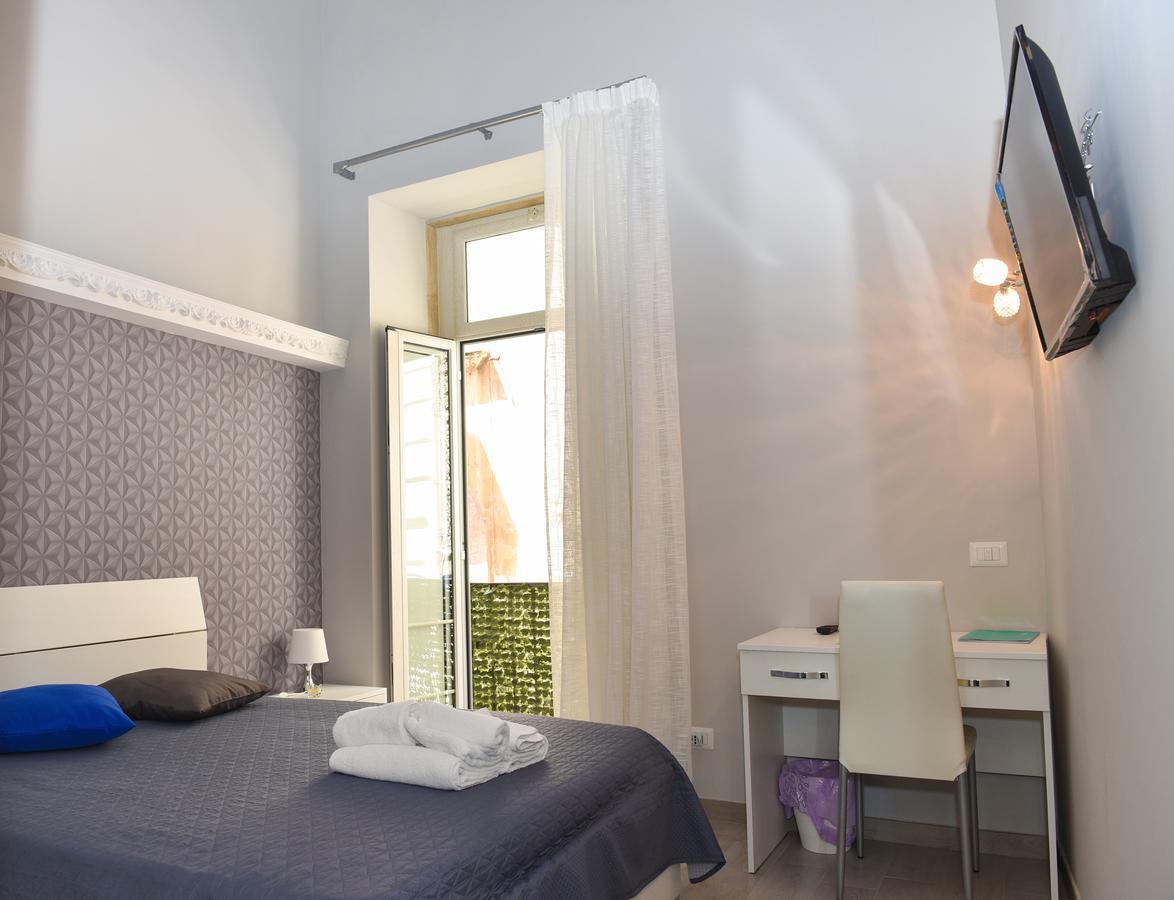Bed and Breakfast Famigi Neapol Zewnętrze zdjęcie