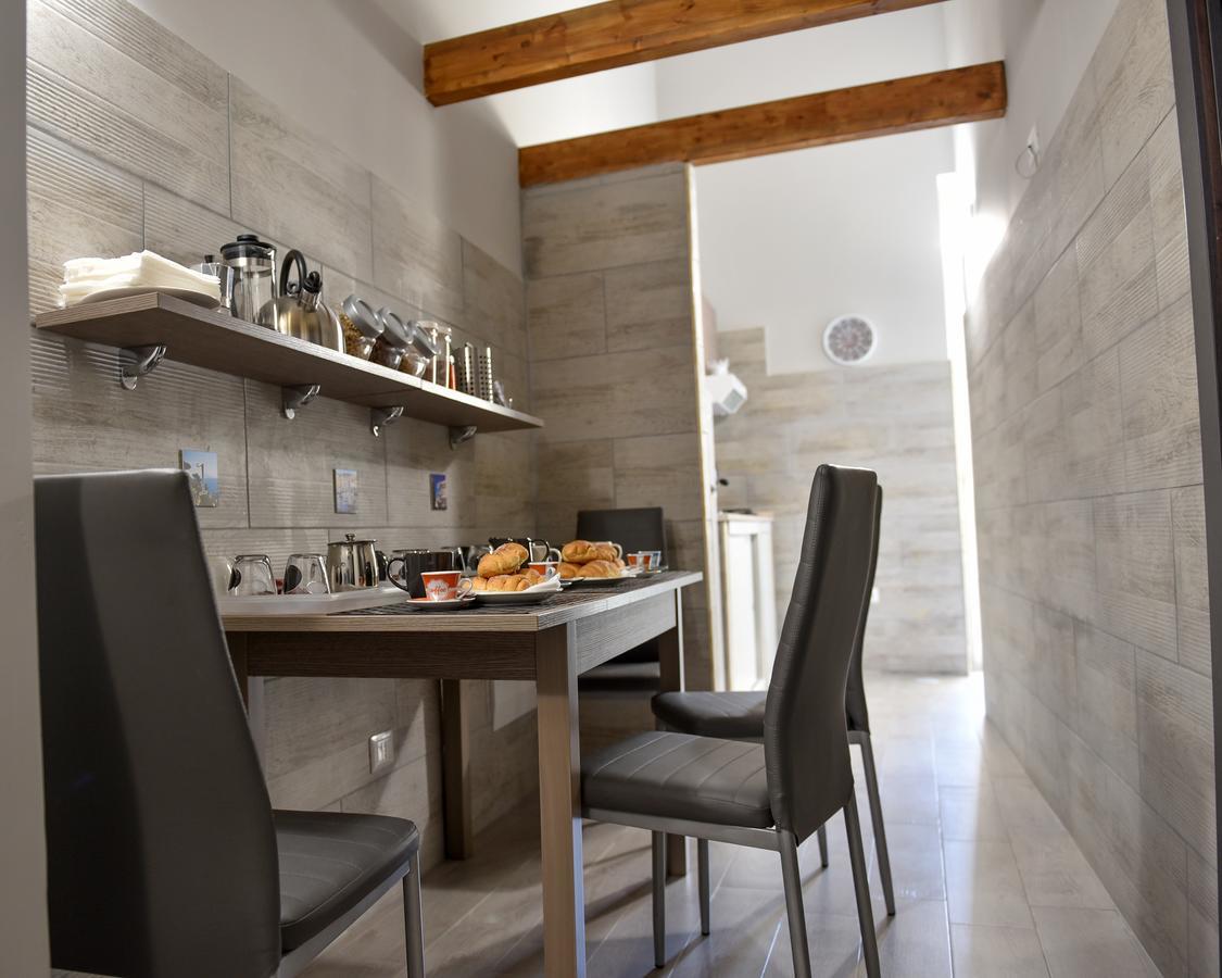 Bed and Breakfast Famigi Neapol Zewnętrze zdjęcie