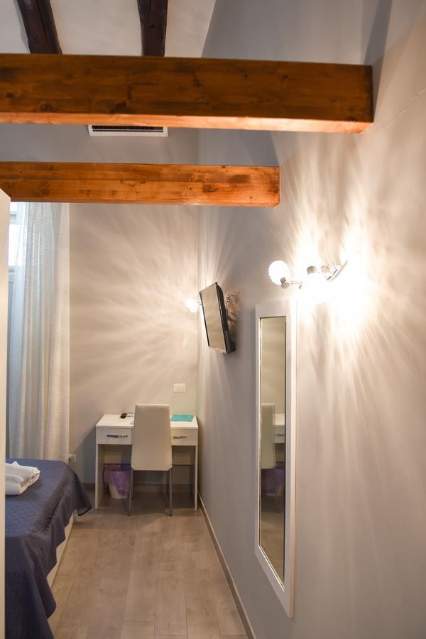 Bed and Breakfast Famigi Neapol Zewnętrze zdjęcie