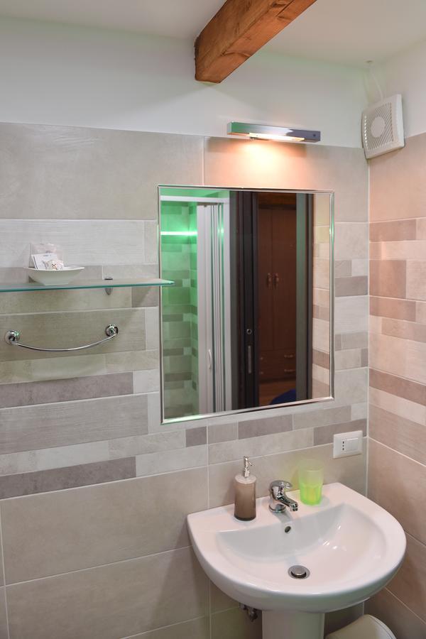 Bed and Breakfast Famigi Neapol Zewnętrze zdjęcie