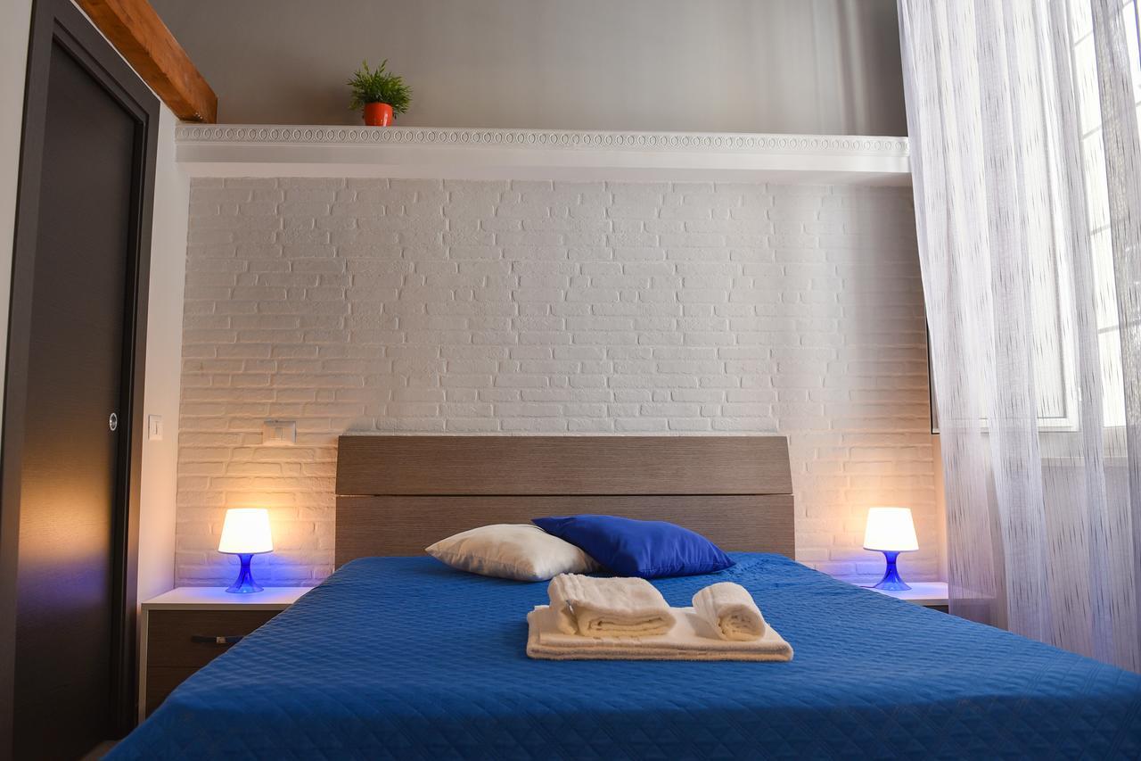 Bed and Breakfast Famigi Neapol Zewnętrze zdjęcie