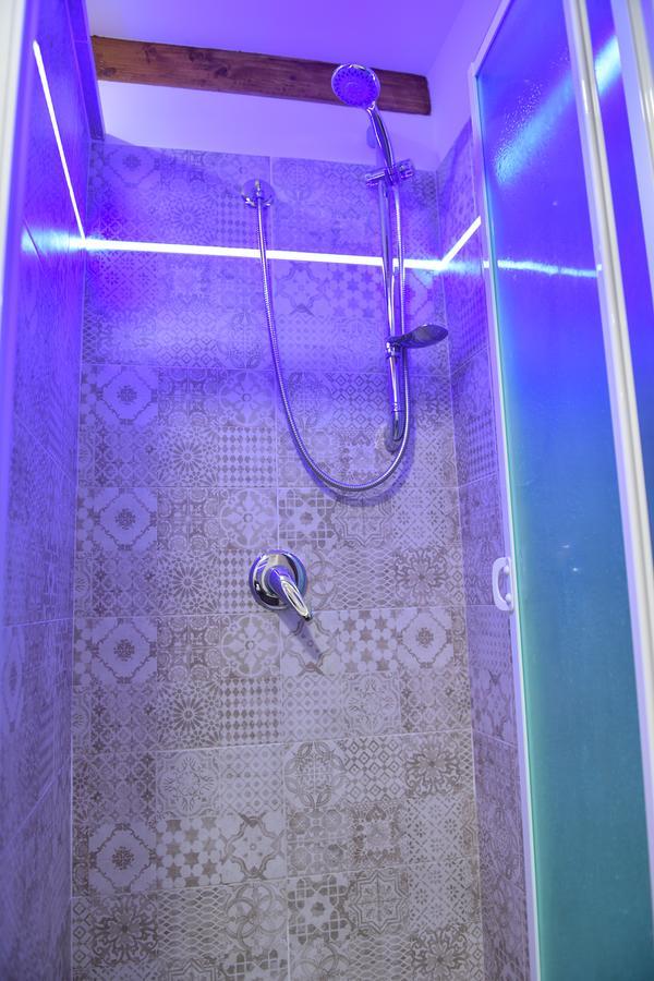 Bed and Breakfast Famigi Neapol Zewnętrze zdjęcie