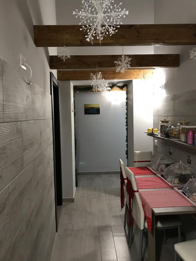Bed and Breakfast Famigi Neapol Zewnętrze zdjęcie