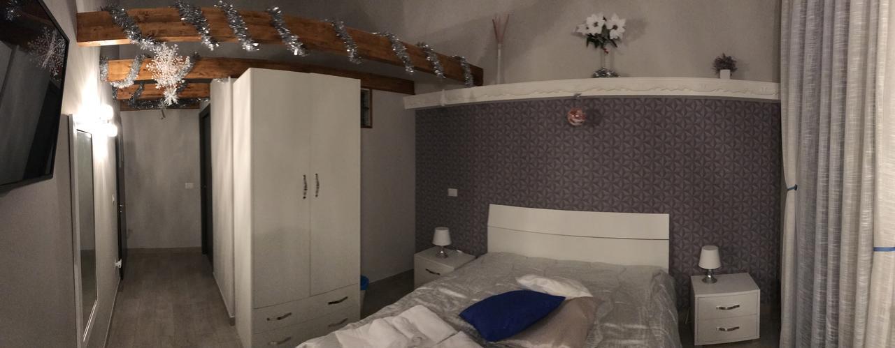 Bed and Breakfast Famigi Neapol Zewnętrze zdjęcie
